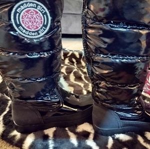 Madden Girl size 7 boots NEW